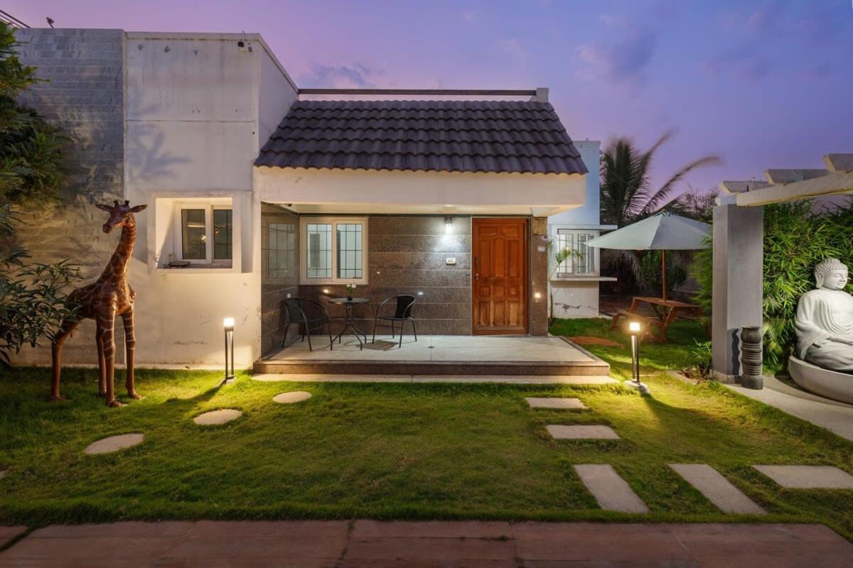 Blue Nest By Stayjadeparty Villalawn Hosūr Exterior foto